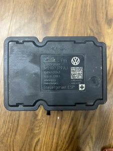 CỤM PHANH ABS Volkswagen 1k0 614 517 BH