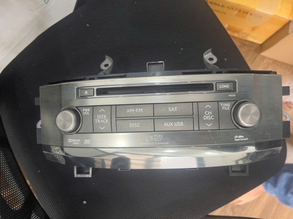 86120-60G10 LEXUS LX570 2008-2011 RADIO RECEIVER AMPLIFIER & DVD