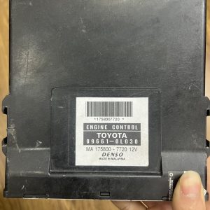 HỘP ECU TOYOTA HIACE CÁ MẬP 89661-0L030