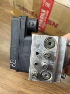 CỤM ABS TOYOTA 44510-71010 4451071010