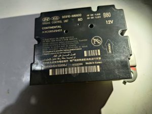 95910-M6300 HỘP ĐIỀU KHIỂN TÚI KHÍ KIA CERATO