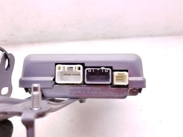 86210-48070. HỘP ĐIỀU KHIỂN CỬA HẬU LEXUS RX350 2010