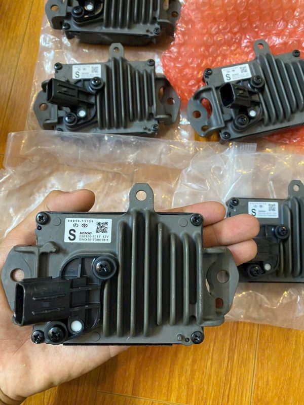 88210-33120 RADAR CẢM BIẾN VA CHẠM TOYOTA