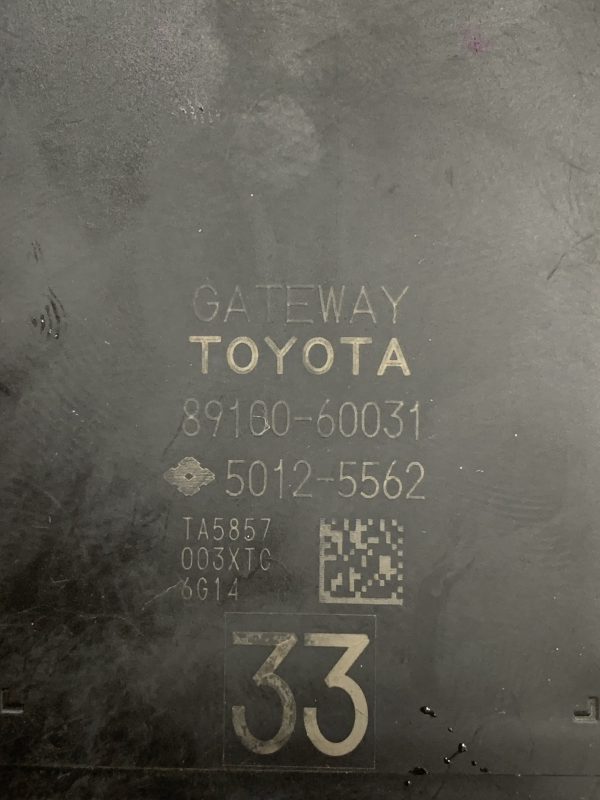 89100-60031 HỘP GETWAY TOYOTA LAND CRUISER 2015