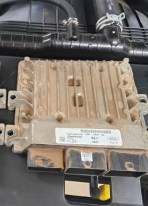EB3G-12A650-GC HỘP ĐIỀU KHIỂN ĐỘNG CƠ FORD RANGER