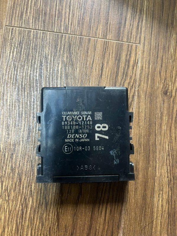 89340-12140 HỘP CẢM BIẾN LÙI TOYOTA ALTIS