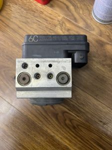 44510-71030 CỤM ABS TOYOTA HILUX
