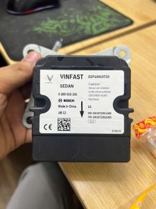 0285015231 HỘP ĐIỀU KHIỂN TÚI KHÍ VINFAST LUX A