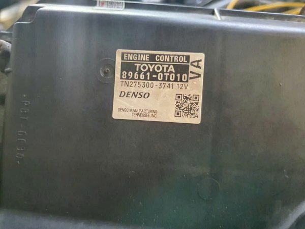 89661-0T010 ECU ĐỘNG CƠ TOYOTA VENZA