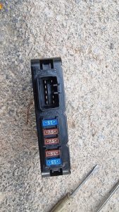 82641-33150 HỘP CẦU CHÌ TOYOTA CAMRY
