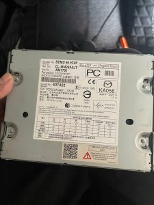 BDMD669C0P HỘP ĐIỀU KHIỂN MÀN HÌNH MAZDA 3