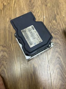 8G912C405DJ CỤM ABS FORD MONDEO