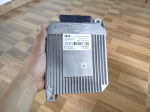 GB3P-12B565-AB HỘP ĐIỀU KHIỂN HỘP SỐ FORD RANGER