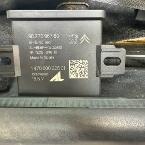 9827096780 HỘP ĐIỀU KHIỂN ĐÈN PHA PEUGEOT 5008