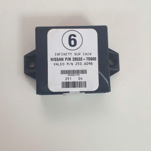 28532-7S600 HỘP ĐIỀU KHIỂN ĐỖ XE INFINITI QX56