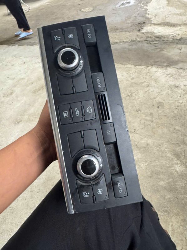 4L0280043AD CỤM ĐIỀU HÒA AUDI Q7