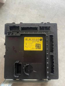 954A0-CCBL0 HỘP I.B.U KIA SONET